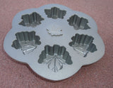 Nordicware MAPLE LEAF 6 CAKELET PAN Platinum Autumn Tree Leaves *Almond Cake NEW