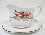 ❤️ NRM Corelle CALLAWAY Ribbons HOLIDAY Christmas GRAVY BOAT & UNDERPLATE Stoneware