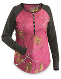 Women's MOSSY-OAK BREAK-UP COUNTRY Camo Thermal Knit Henley Shirt *PINK or BLUE