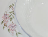 *NR MINT Corelle WISTERIA 18-oz SOUP BOWL 7 1/4" Light Purple Swirled Fluted Rim